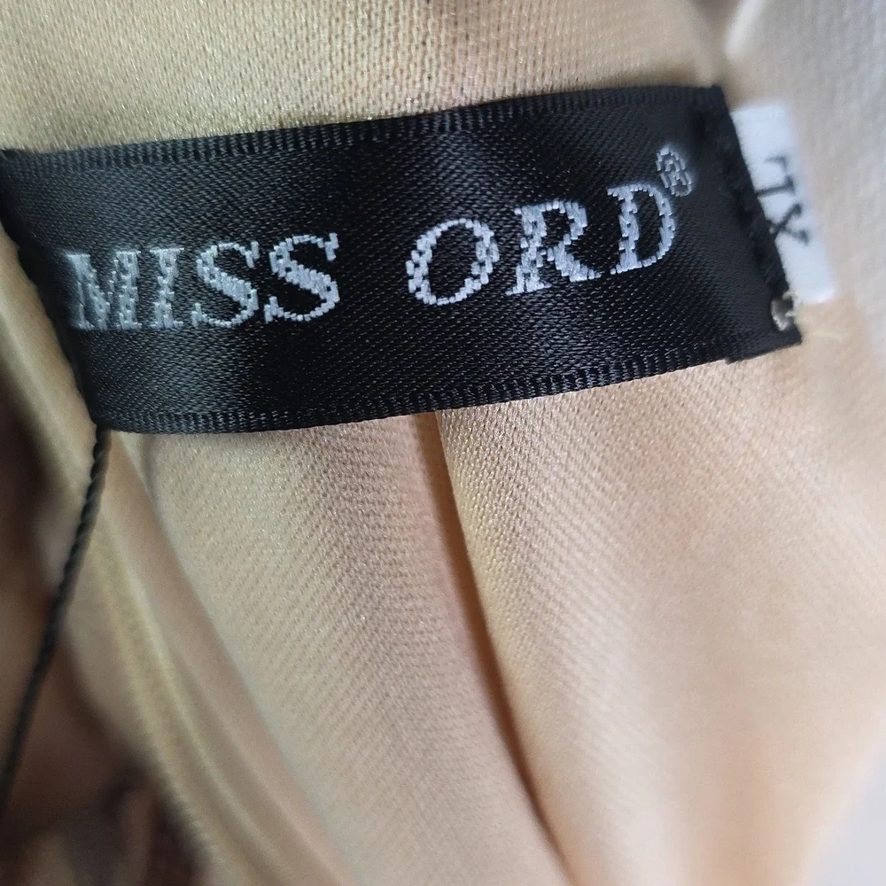 MS ORD SEQUIN DRESS - Picture 9 of 10